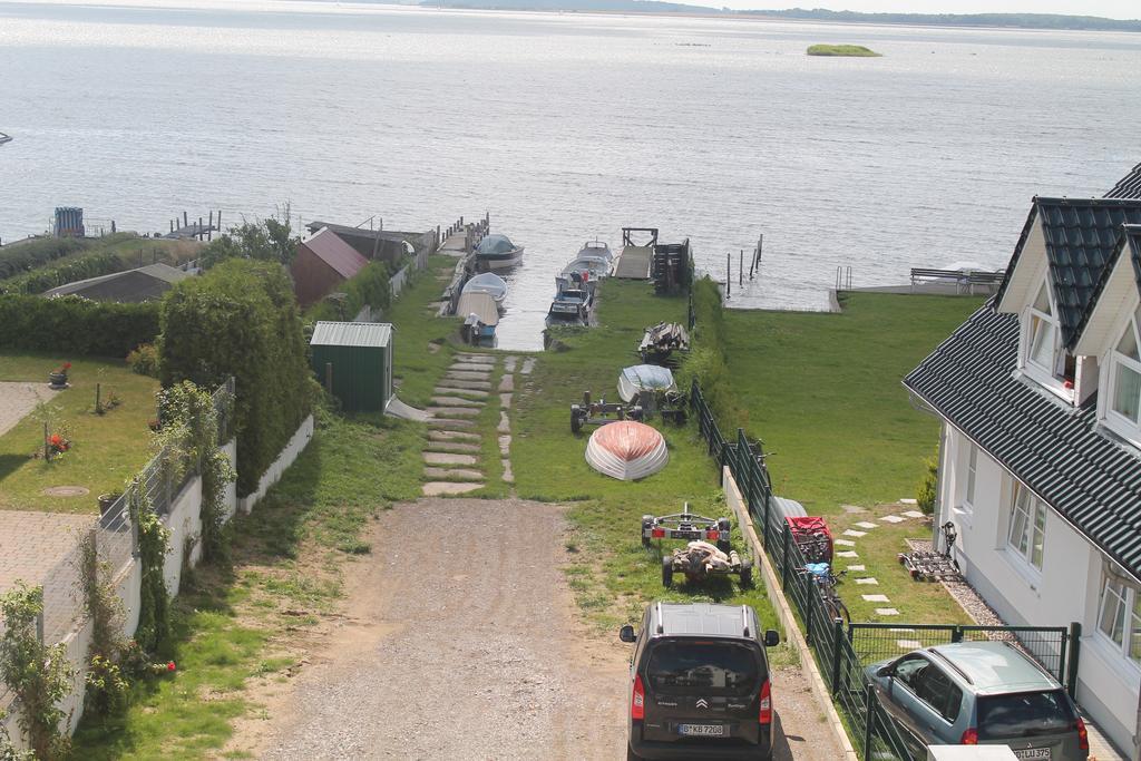Gasthof Breeger-Bodden ภายนอก รูปภาพ