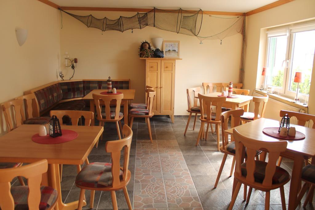 Gasthof Breeger-Bodden ภายนอก รูปภาพ